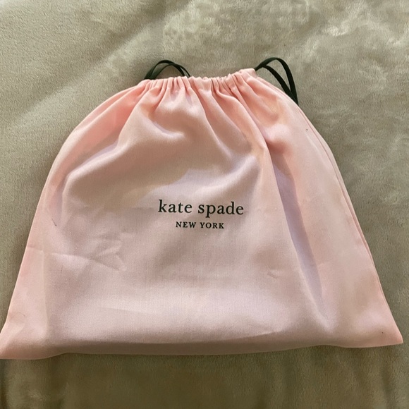 Kate spade crossbody with dust bag - Picture 2 of 9